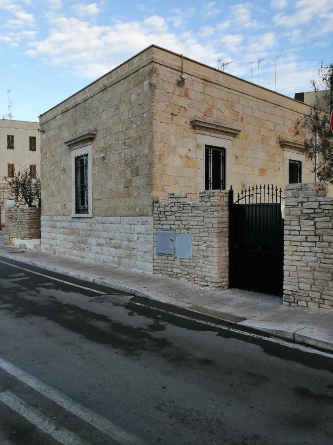 Tre Metri Sopra Il Mare Villa Bisceglie Exterior foto