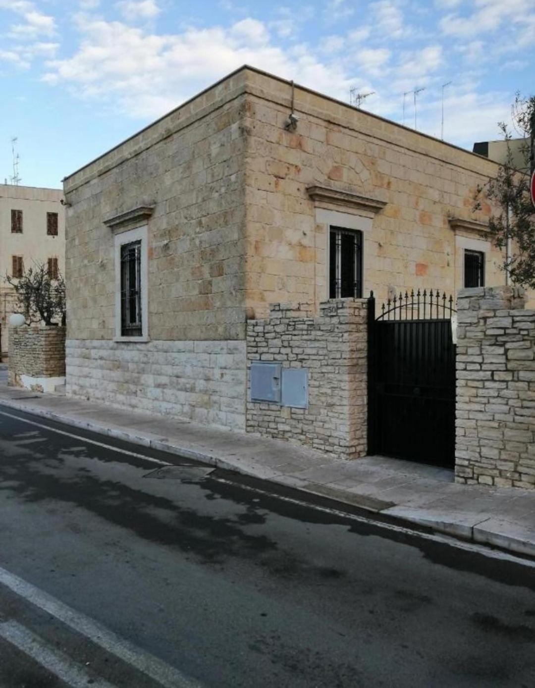 Tre Metri Sopra Il Mare Villa Bisceglie Exterior foto
